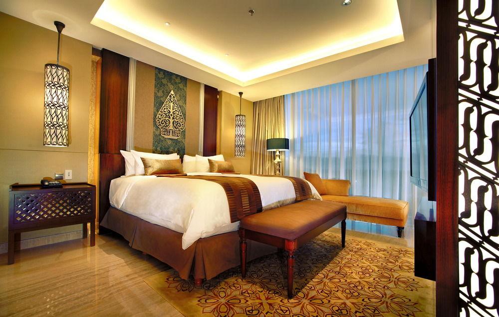 Artotel Suites Bianti Yogyakarta, Chse Certified Exterior photo
